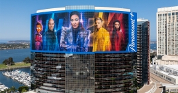 KAP Media once again unveils huge building wraps during San Diego Comic-Con