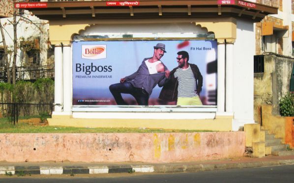 Dollar Big Boss, Akshay Kumar, Print ads